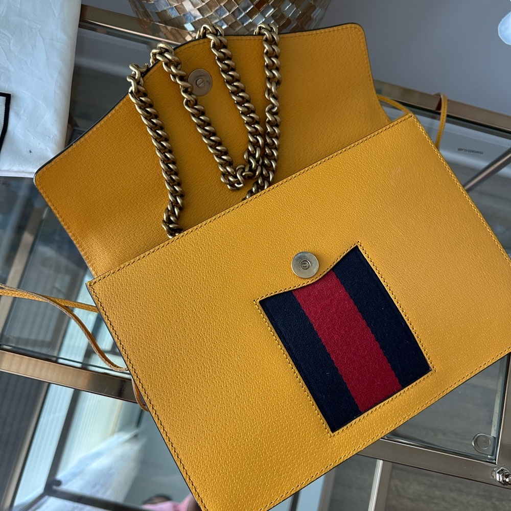 Gucci Mustard Leather Shoulder Bag with Gold Chain - Picture 7 of 16